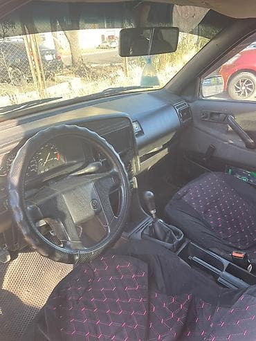 Унаа сатуу: Volkswagen Passat: 1991 г., Лифтбек — 5