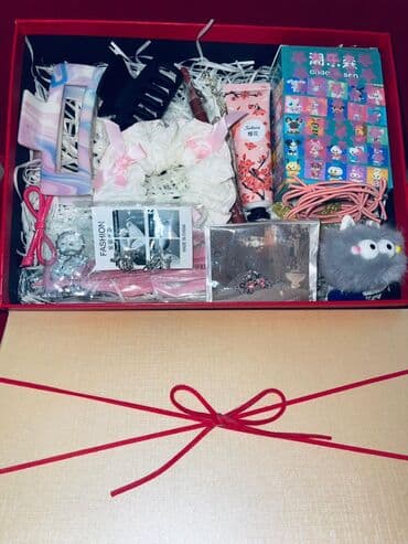 косметологический столик: Подарочные боксы с аксессуарами и милыми мелочами Что внутри (состав — 8