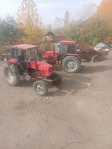 МТЗ (Беларус) Тракторлор: Трактор колесный, кабина закрытая, красный цвет. Полный привод 4х4 с — 4