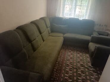 ковры в бишкеке дордой цены 2022 года: Удобный угловой диван с текстильной обивкой зеленого цвета. и плюс два — 1