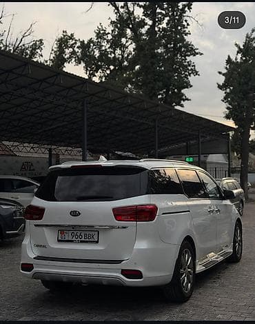 Kia Carnival: 2019 г., 2.2 л, Автомат, Дизель, Минивэн — 3