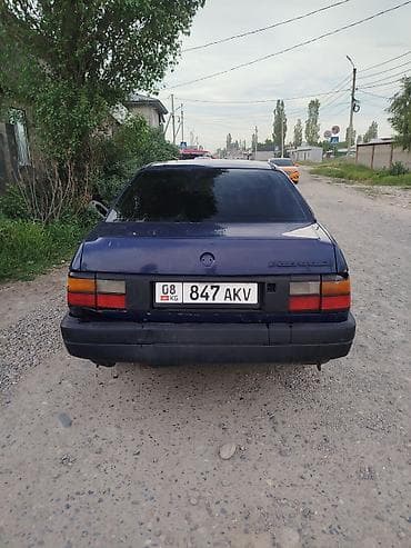 Volkswagen: Volkswagen Passat: 1991 г., 1.8 л, Механика, Бензин, Седан — 4