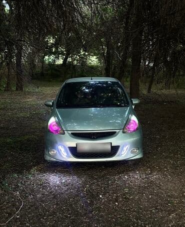 Honda Jazz: 2008 г., 1.4 л, Типтроник, Бензиновая, Хэтчбэк