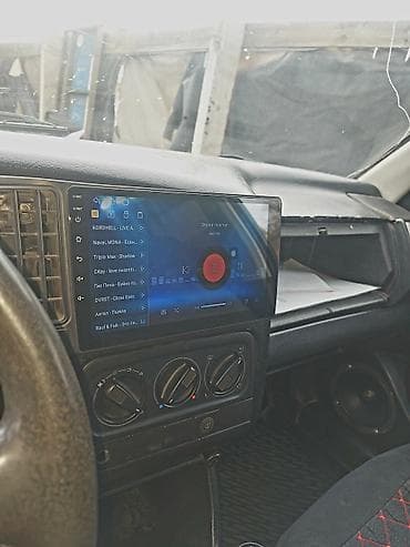 volkswagen arteon: Volkswagen Golf: 1992 г., 1.8 л, Механика, Бензин, Хэтчбэк — 3