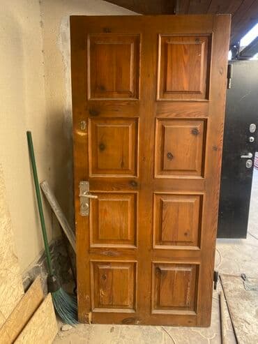 дверь деревянные: Межкомнатная глухая дверь, Металл, цвет - Коричневый, 200 * x 96 см, Б/у — 1