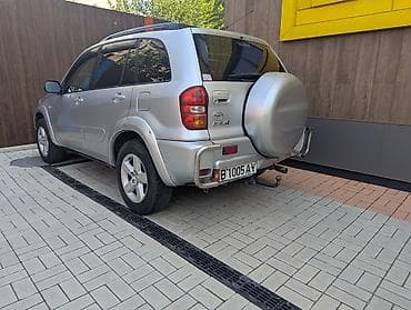 range rover 2004: Toyota RAV4: 2003 г., 2 л, Механика, Бензин, Кроссовер — 2