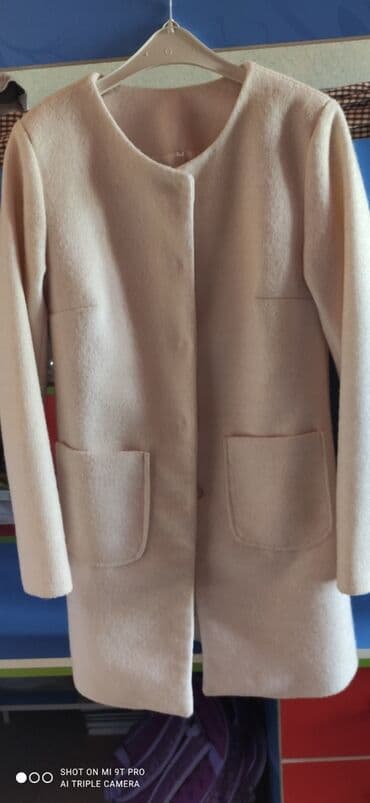 Пальто осень- весна в отличном состоянии, размер S