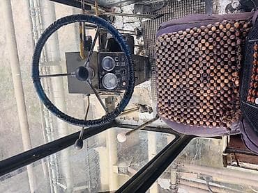 самоходный: Самоходная косилка-жатка Fortschritt E 302 - Тип: самоходная — 4