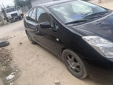 Продажа авто: Toyota Prius: 2005 г., 1.5 л, Автомат, Гибрид, Хэтчбэк — 3