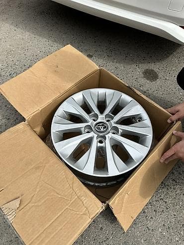 Литые Диски R 15 Toyota, Комплект, отверстий - 5