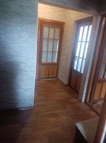 3: Сдаю квартиру, Юг-2, 3 комнаты, без ремонта, удобства для проживания — 5