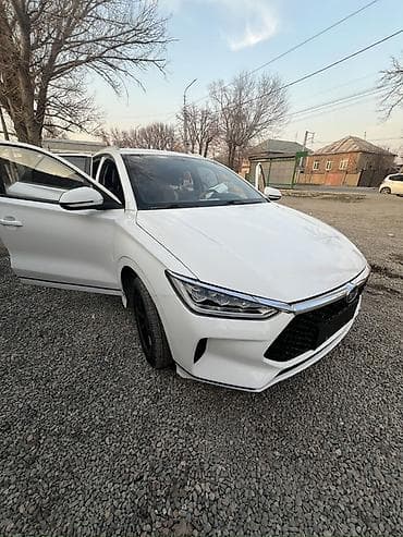 бид е5: BYD Song Plus: 2021 г., Кроссовер — 6