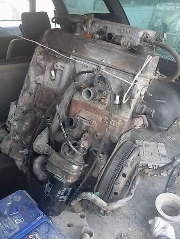 Бензонасосы: Бензиновый мотор Volkswagen 2 л, Оригинал, Германия — 1