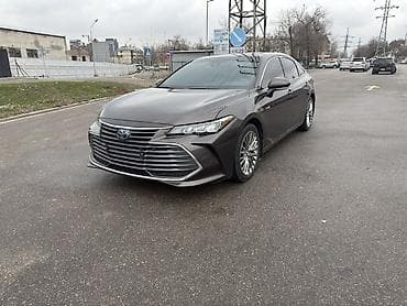Toyota Avalon: 2019 г., 2.5 л, Вариатор, Гибрид, Седан