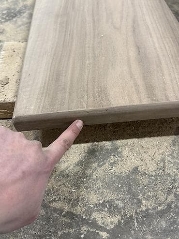 Даяр тепкичтер үчүн тепкичтер: Даяр тепкич үчүн тепкич, Материалы: Жыгач, Жабуусу: Шпондоо — 9