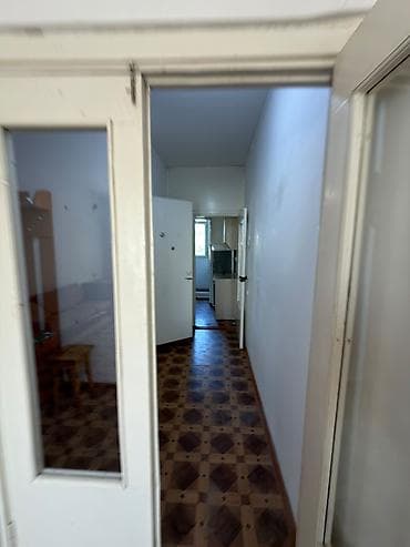Батирлер: 1 бөлмө, 34 м², Ала-Арча CБ 105-серия, 2 кабат, Эски ремонт — 5