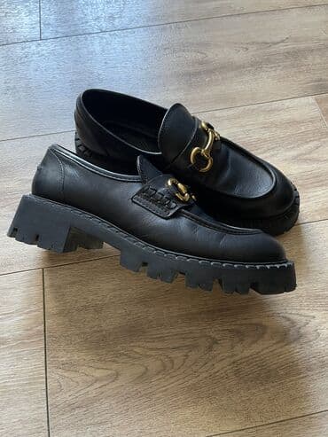 купить сапоги женские зимние кожаные италия: Ботфорты женские из натуральной кожи на массивной тракторной — 6