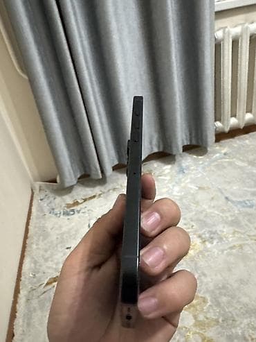 world of: IPhone 16 Pro Max, Черный — 4