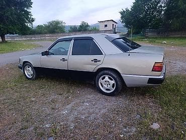 мерседес 124 с: Mercedes-Benz W124: 1985 г., 2.3 л, Механика, Бензин, Седан — 6