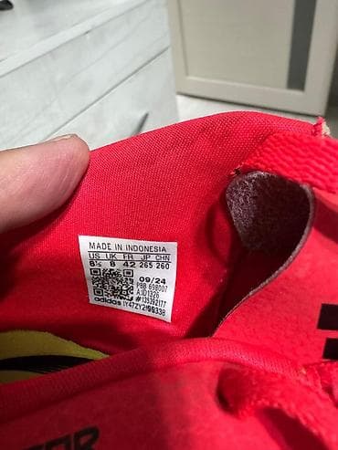 футбольные гетры: Футбольные бутсы adidas Predator Club FG/MG - Модель: ID1326 (Predator — 1