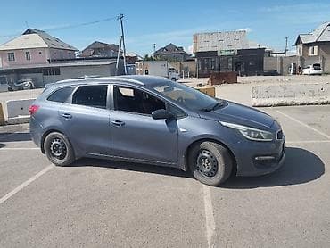 диллер: Kia Ceed: 2017 г., 1.6 л, Автомат, Бензин, Универсал — 2