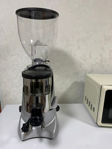 кофемолка купить бишкек: Кофе кайнаткыч, кофе машина, Колдонулган, Акысыз жеткирүү, Өзү алып кетүү — 1
