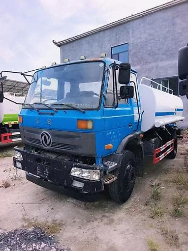 донголок ешка: Поливомоечная цистерна на шасси Dongfeng Дата регистрации: ноябрь — 1