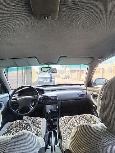 колонка для авто: Mazda 626: 1993 г., 1.8 л, Ручные, Бензин, Седан — 4