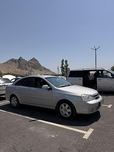 pm 2 5: Chevrolet Lacetti: 2005 г., 1.8 л, Механика, Газ, Седан — 4