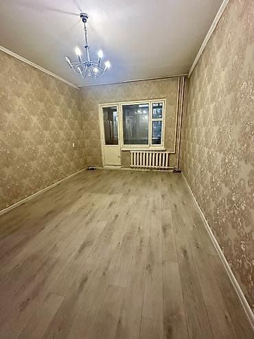 1 комната, 35 м², 105 серия, 2 этаж, Требуется ремонт — 5