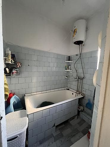 однокомнатная квартира продажа: 3 комнаты, 58 м², Индивидуалка, 1 этаж, Косметический ремонт — 3