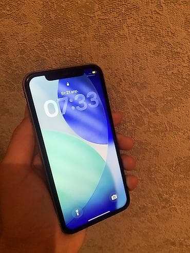 poco 5m: IPhone 11, 128 ГБ, 75 % — 2