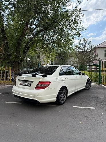 покрышки сешка: Mercedes-Benz C-Class: 2010 г., Автомат, Седан — 3