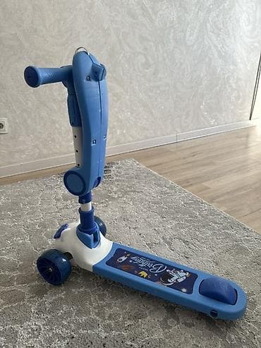 Детский мир: Детский самокат, Трёхколёсный — 2