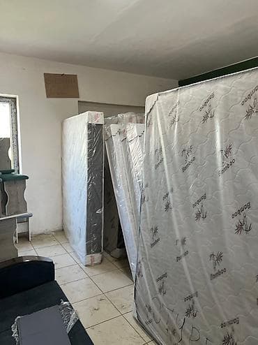 Матрасы односпальные на выбор есть любые расцветки