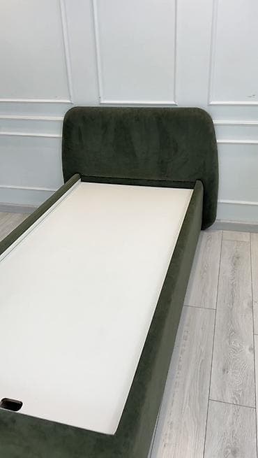 Односпальная кровать, Новый, С мягким изголовьем, длина - 200 см