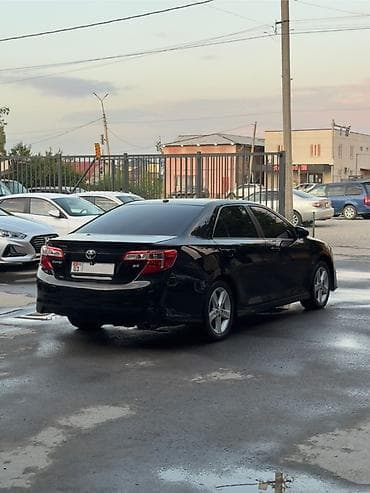 камри 18: Toyota Camry: 2012 г., 2.5 л, Автомат, Бензин, Седан — 4