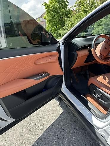 byd plus: Changan : 2025 г., 1.5 л, Гибрид — 7