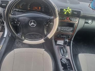 мерс 3: Mercedes-Benz C-Class: 2000 г., 2 л, Автомат, Газ, Седан — 6