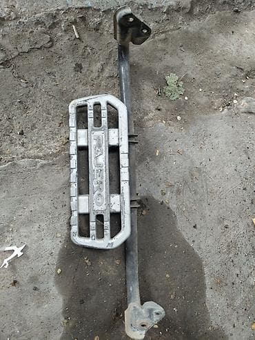 Продаю подножку на паджеро2