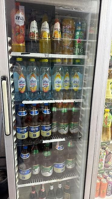 бутыль вода: Мини‑маркет с широким ассортиментом напитков и продуктов повседневного — 5
