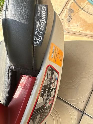 Subaru: Автокресло, цвет - Черный, Б/у — 6