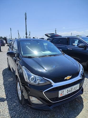 Chevrolet Spark: 2018 г., 1 л, Вариатор, Бензин, Хэтчбэк — 2