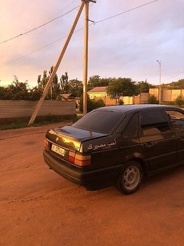 Volkswagen Passat: 1988 г., 1.8 л, Механика, Бензин, Седан — 3