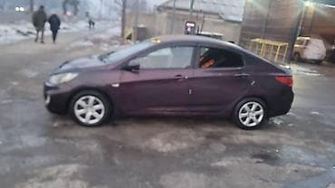 mini cuper: Hyundai Solaris: 2011 г., 1.6 л, Механика, Бензин, Седан — 8