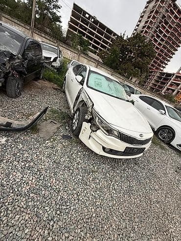 Продажа авто: Kia K5: 2018 г., 2 л, Газ, Седан — 5