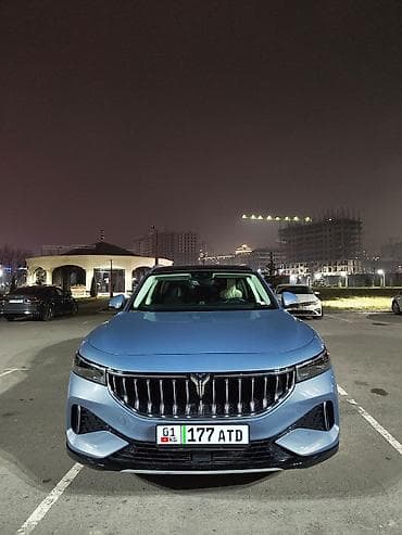 bmv 7: Voyah : 2021 г., 1.5 л, Гибрид, Кроссовер — 3