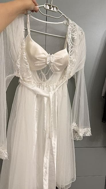 пеньюары из гипюра: Комплект, Пеньюар, Атлас, С кружевом — 1