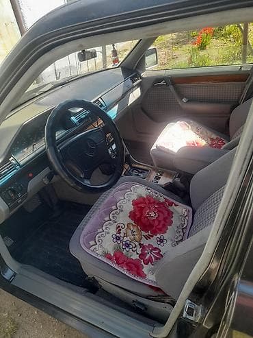 hyundai 72: Mercedes-Benz W124: 1994 г., 2.2 л, Ручные, Бензин, Седан — 6