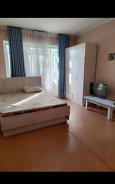 osh flat: 1 комната, 35 м², 5 мкр 105 серия, 1 этаж — 1